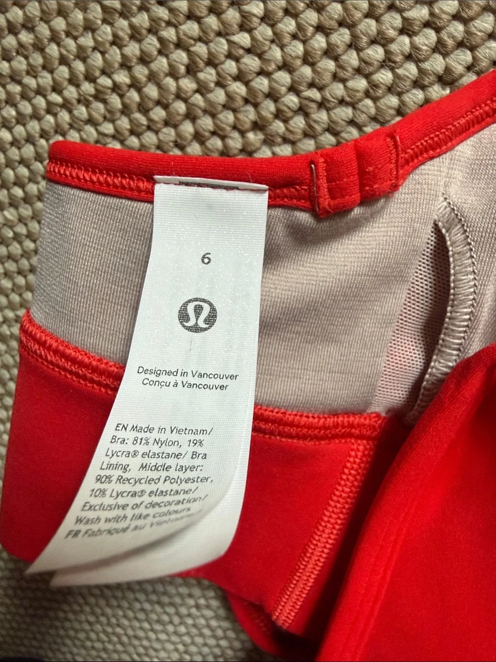 NWOT Lululemon Nulu Y Bra in Size 6